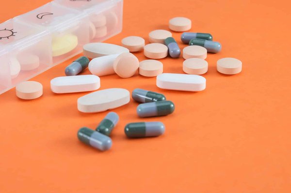 Quel est le rôle du sous-traitant dans l'industrie pharmaceutique ?